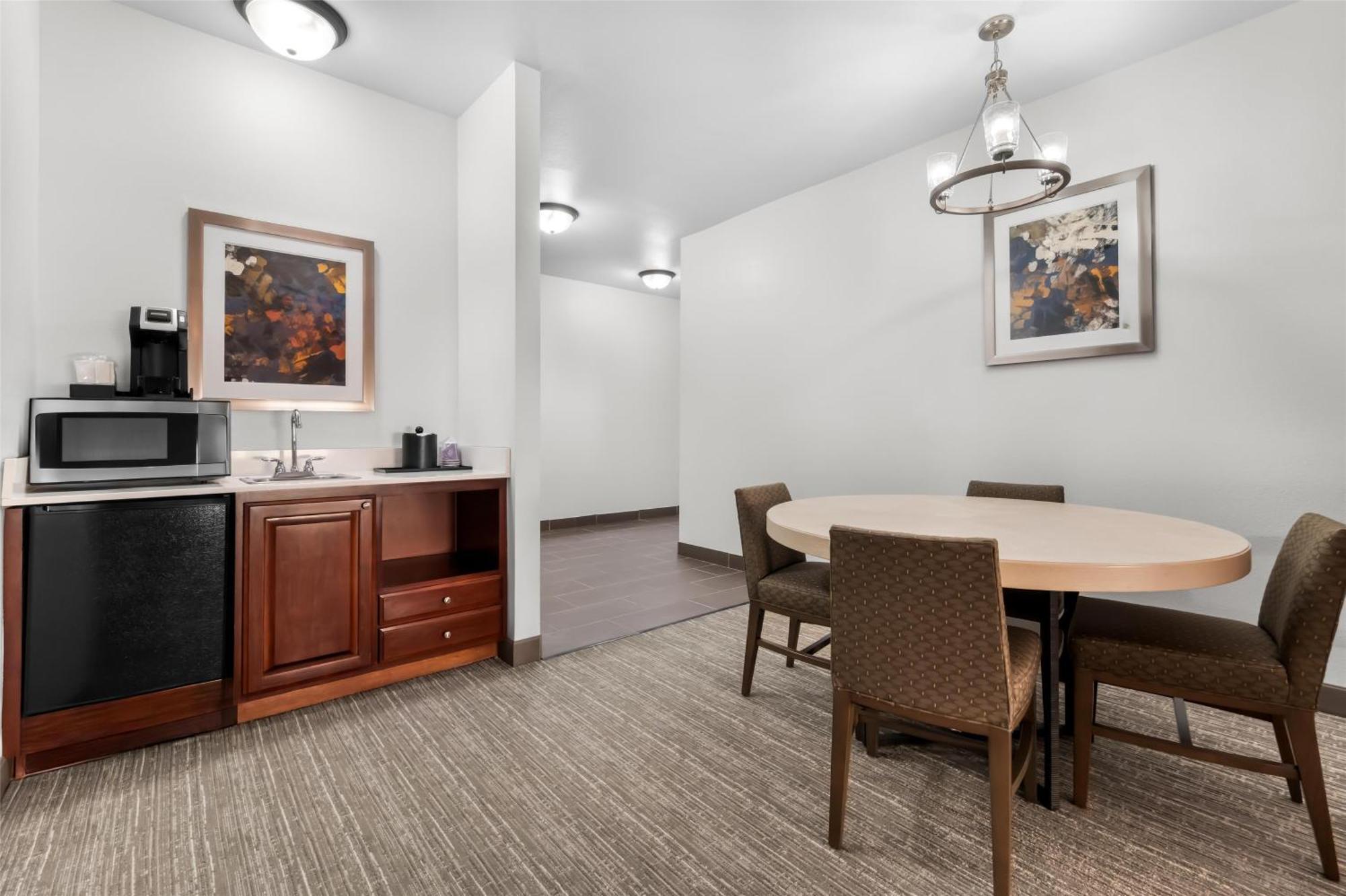 Hilton Garden Inn Амарилло Экстерьер фото