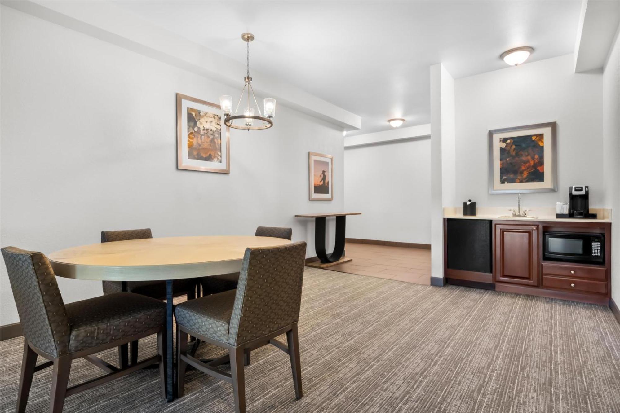 Hilton Garden Inn Амарилло Экстерьер фото